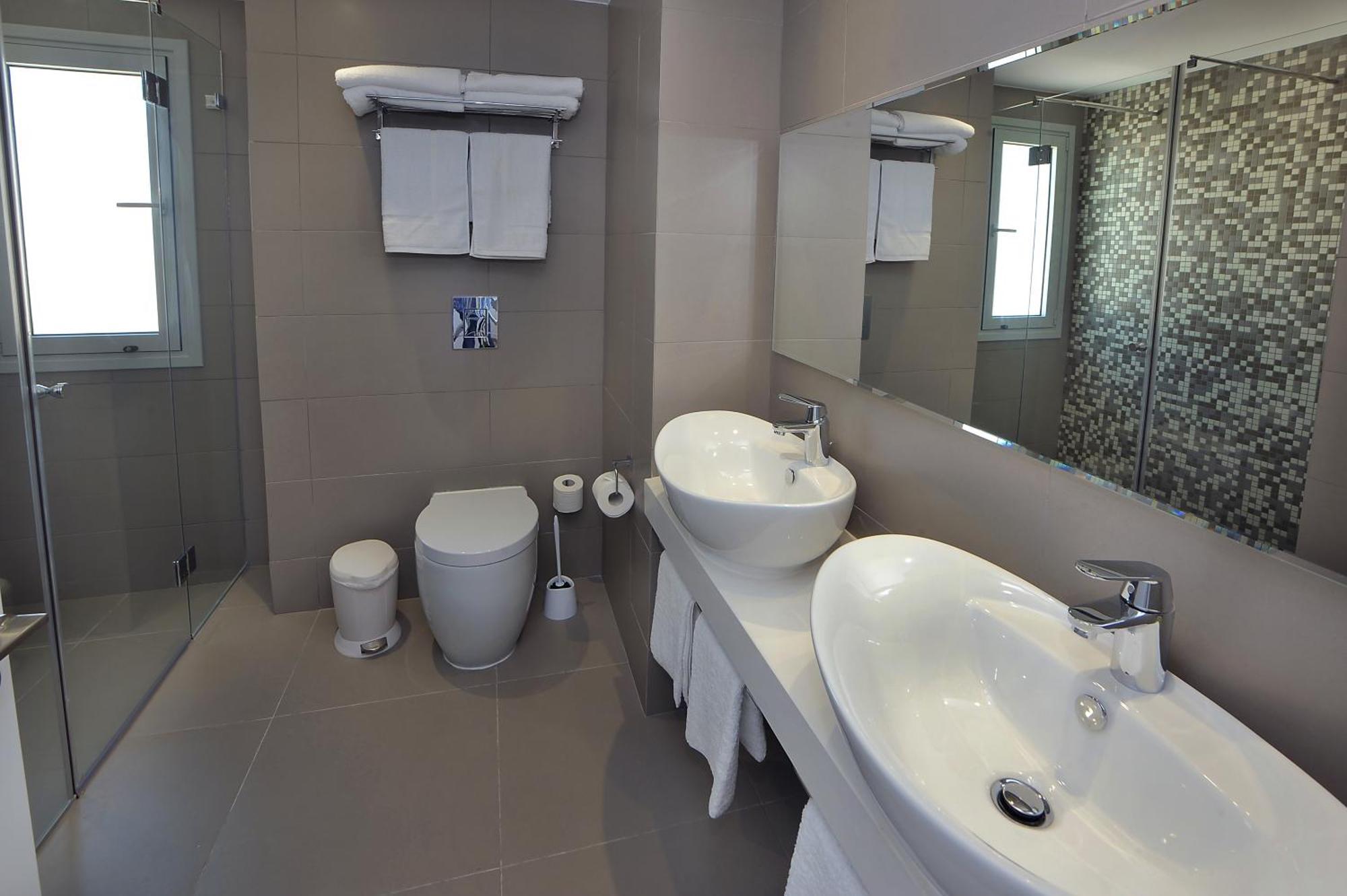 Family Suite,1275249538:JPEG