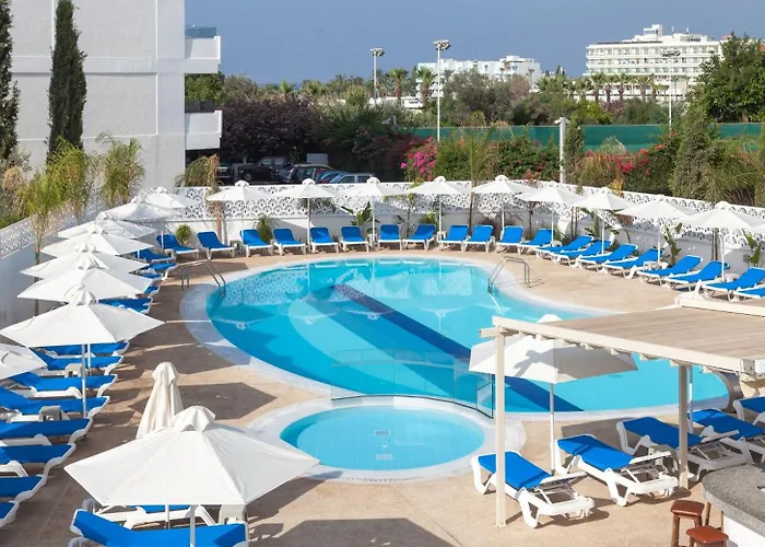 Gaia Sun N Blue Hotel